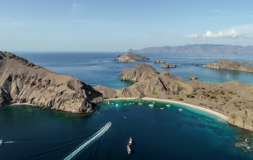 paket tour labuan bajo 4 hari 3 malam